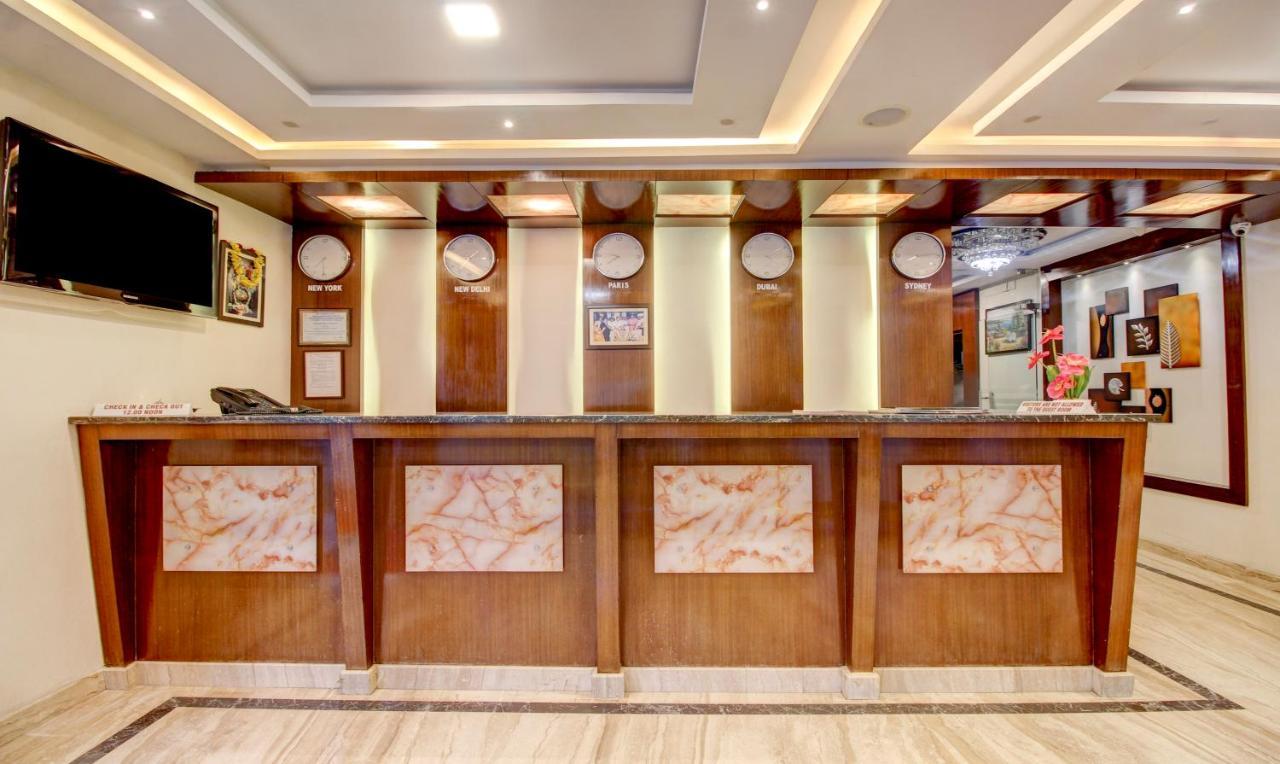 Treebo The Sai Leela Suites R T Nagar 班加罗尔 外观 照片