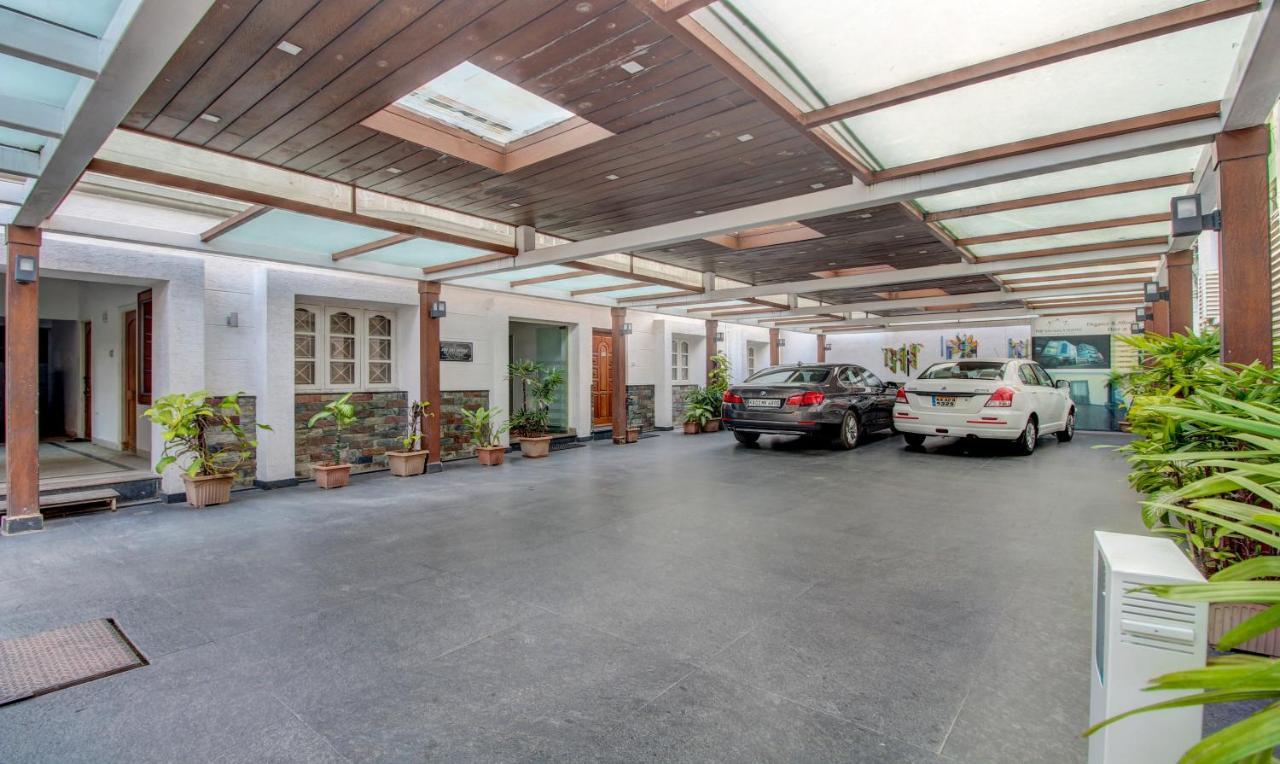 Treebo The Sai Leela Suites R T Nagar 班加罗尔 外观 照片