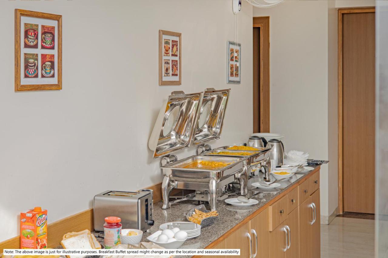 Treebo The Sai Leela Suites R T Nagar 班加罗尔 外观 照片